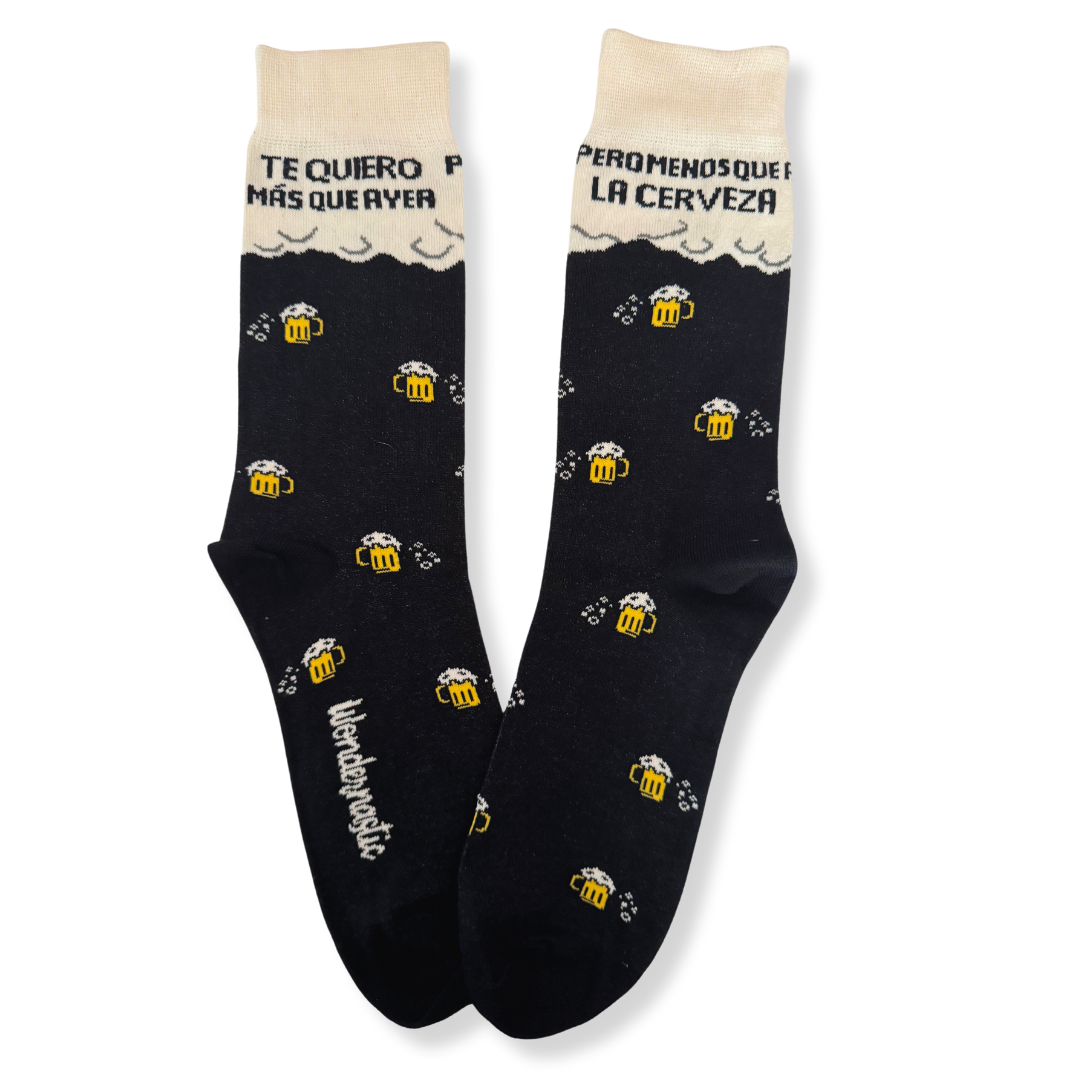 comprar-Calcetines Te quiero más que ayer, pero menos que a la cerveza-wondernastic