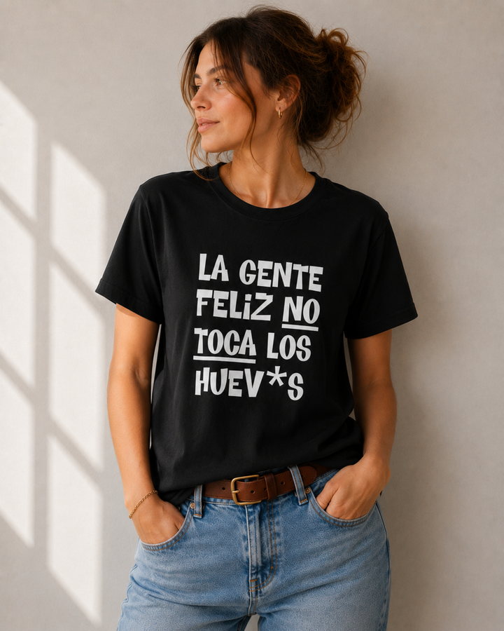 comprar-Camiseta La gente feliz no toca los huev*s-wondernastic