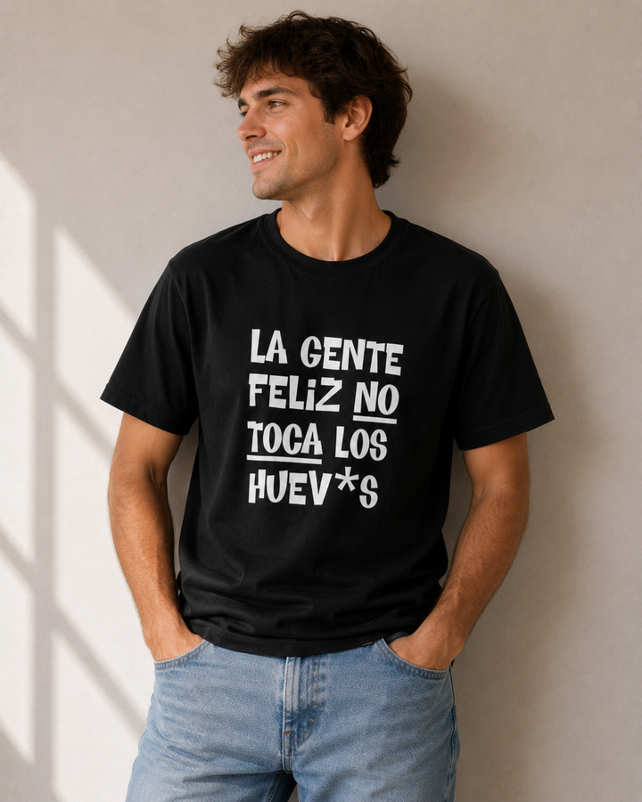 comprar-Camiseta La gente feliz no toca los huev*s-wondernastic