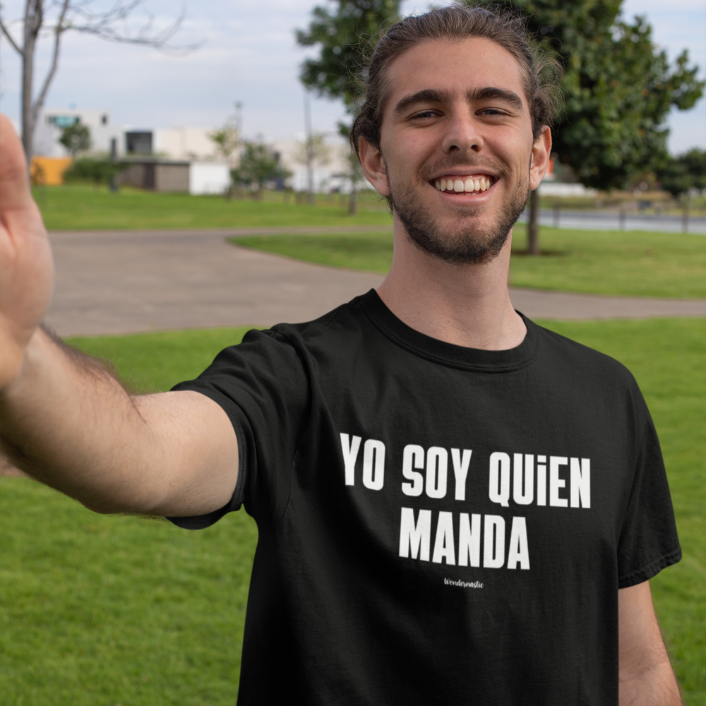comprar-Camiseta Yo soy quien manda | Colección Dúo-wondernastic